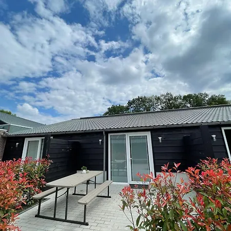 4 Persoons Compleet Ingericht Holiday home Bladel
