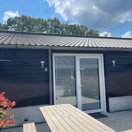 Дом отдыха 4 Persoons Compleet Ingericht *