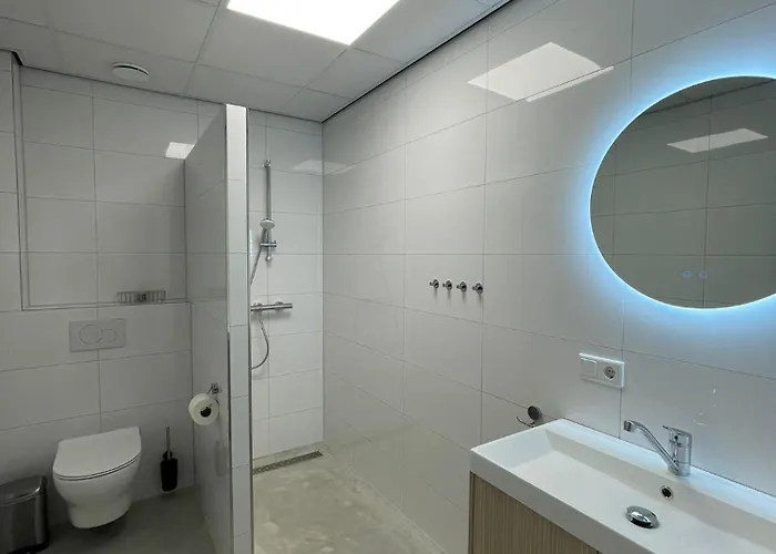 4 Persoons Compleet Ingericht * Bladel